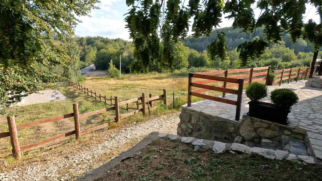 Green Eco Cottage Колашин Экстерьер фото